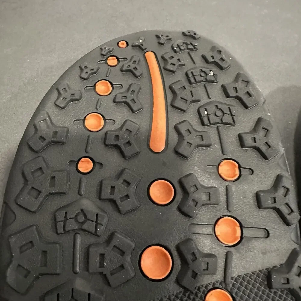 New Balance Minimus Vibram Sandals Mens Size 12 Black Orange Minimalist Thong NB